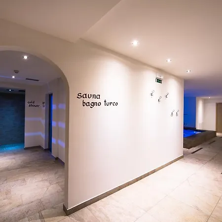 Otel Golden Park 4*