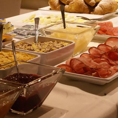 Otel Golden Park 4*